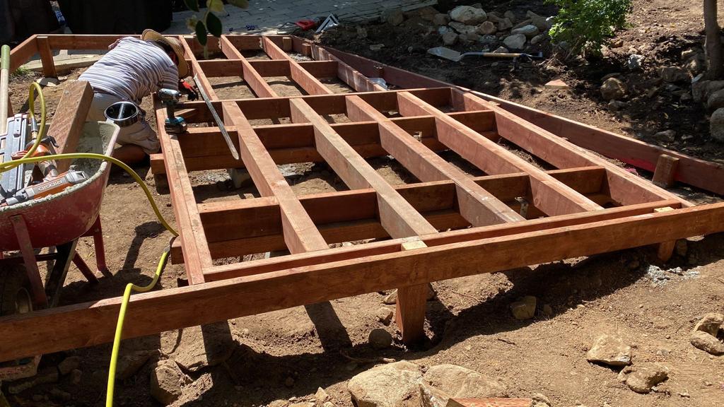 deck builders in Bellevue